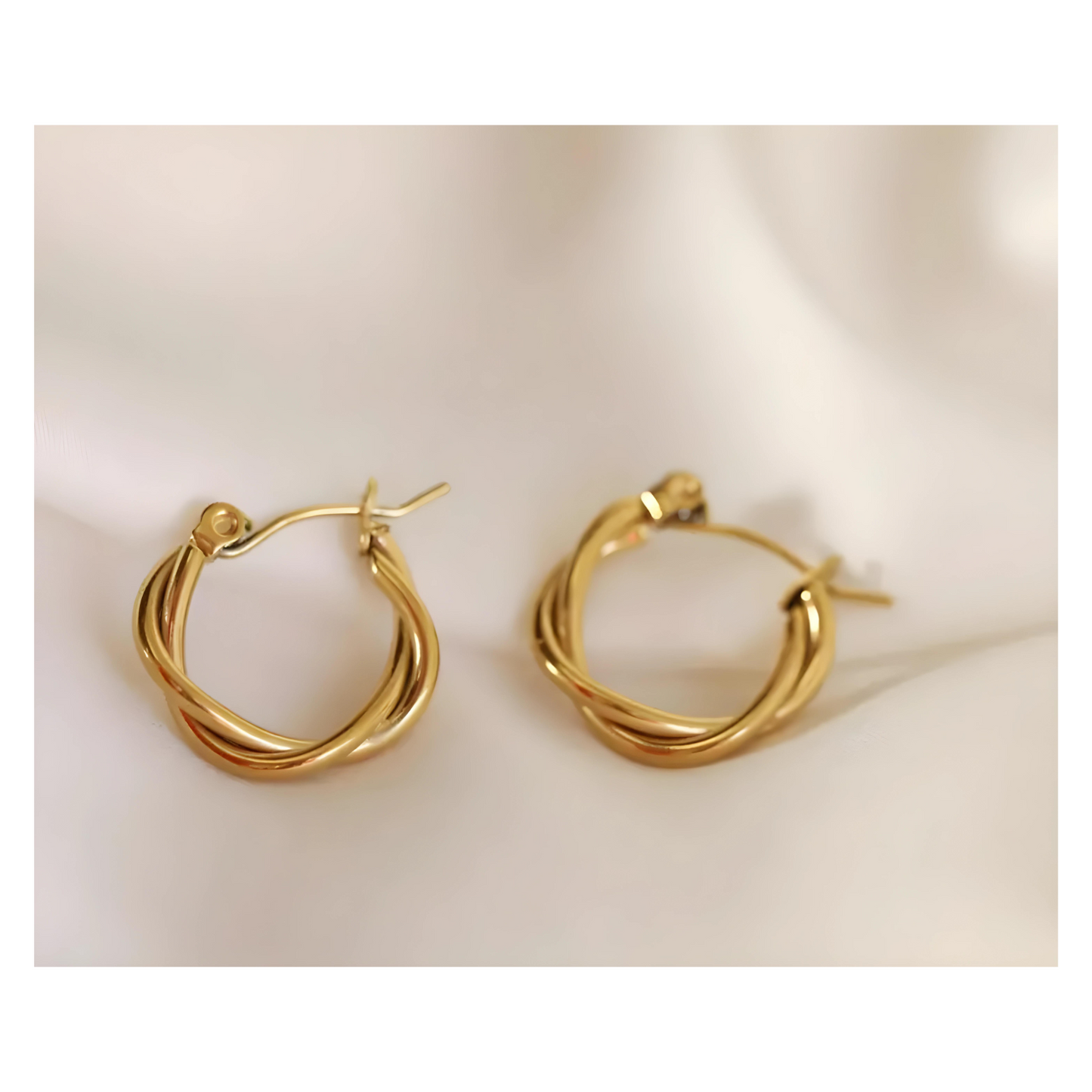 Rolina • 18K Gold Earring • Non Tarnish Jewelry