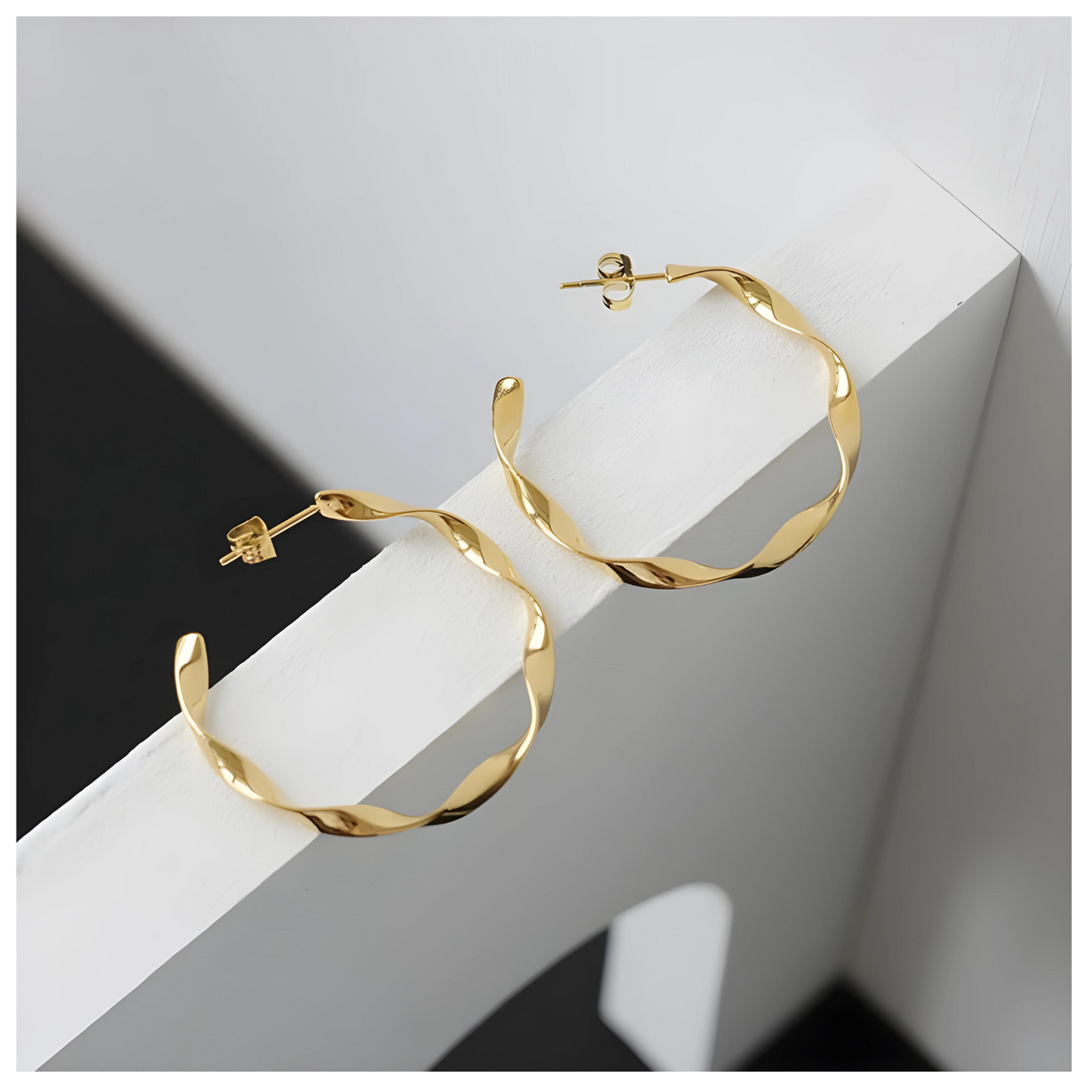 Kelsie • 18K Gold Earring • Non Tarnish Jewelry