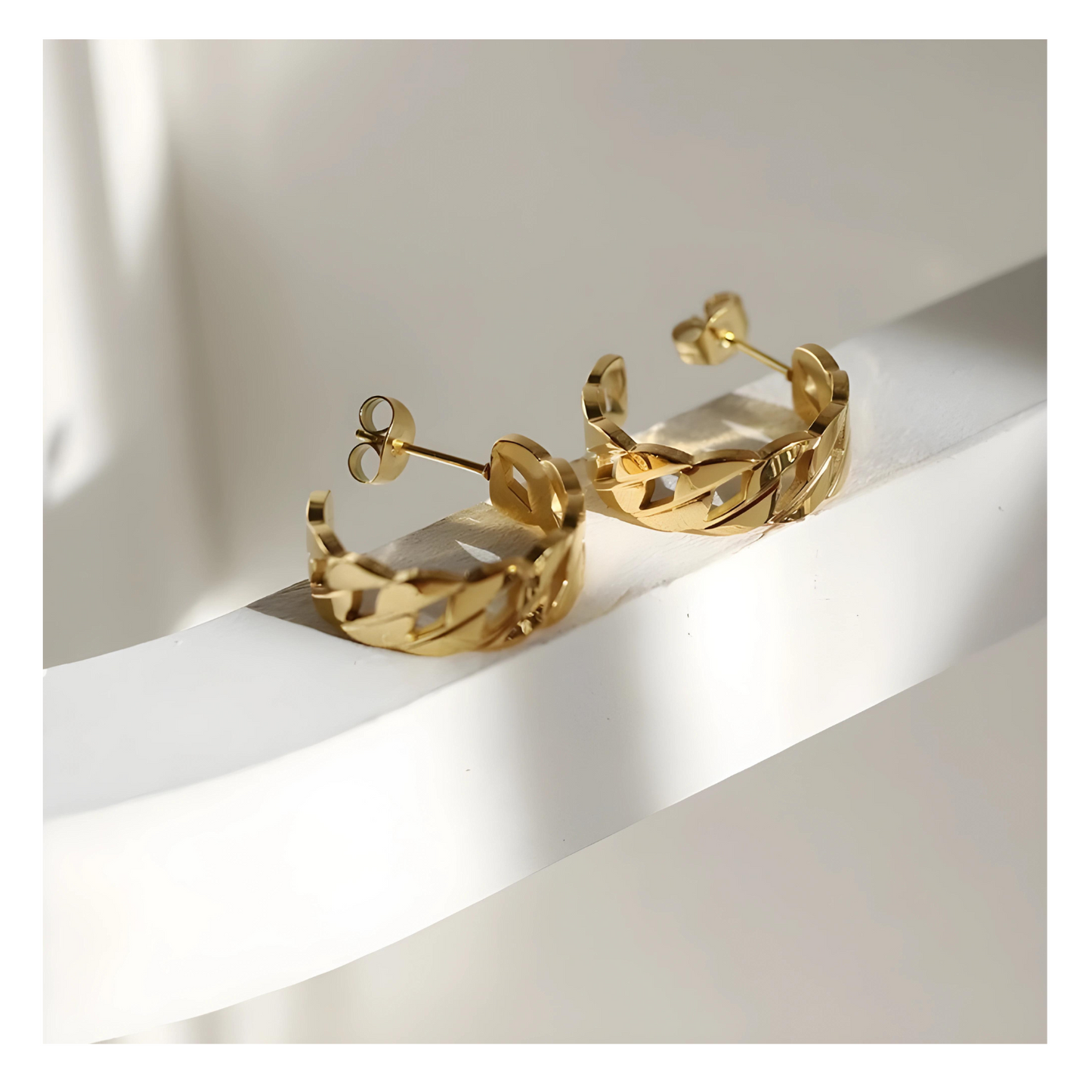 Sonia • 18K Gold Earring • Non Tarnish Jewelry