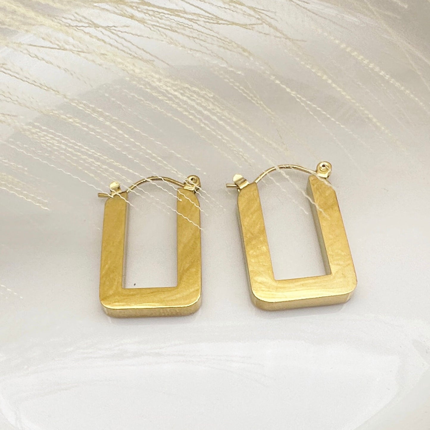 Olanda • 18K Gold Earring • Non Tarnish Jewelry