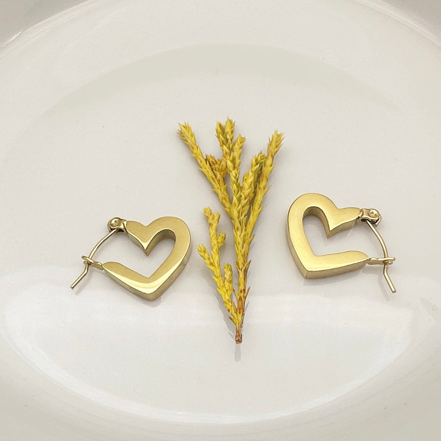 Xenia • 18K Gold Earring • Non Tarnish Jewelry