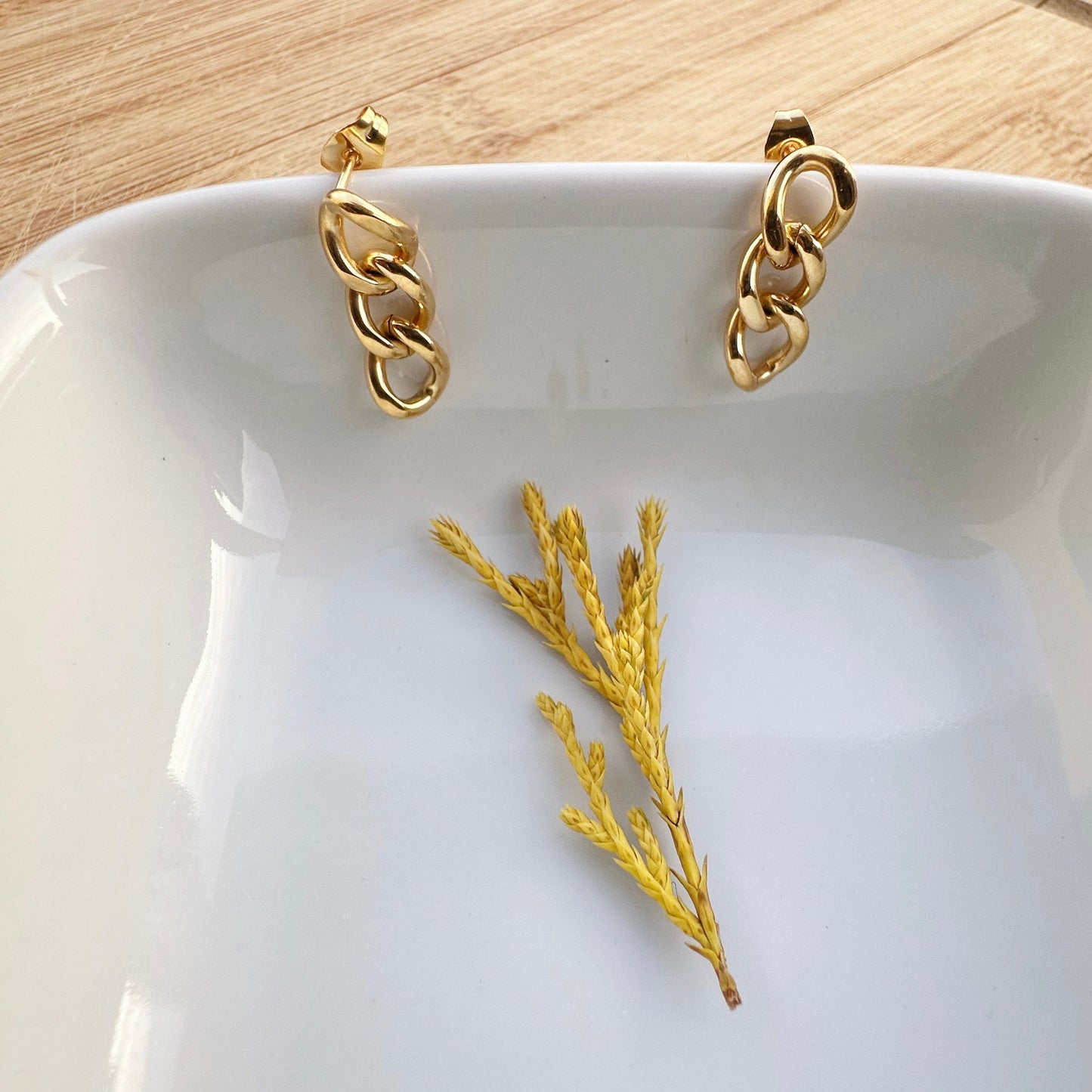 Floria • 18K Gold Earring • Cuban Link • Non Tarnish Jewelry